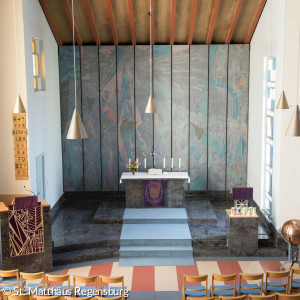 Der Altarraum von St. Matthäus